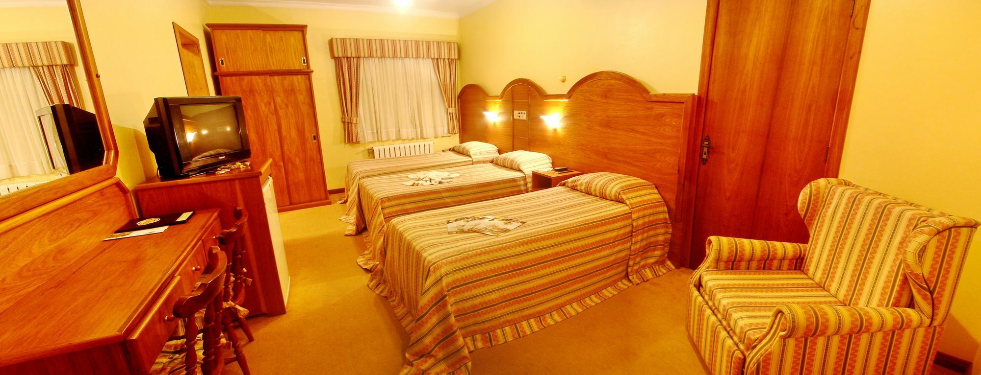 Hotel Sky غرامادو المظهر الخارجي الصورة
